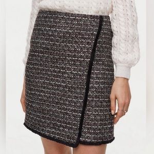 LOFT Wrap Skirt w/‎ Raw Hem in Black and Red